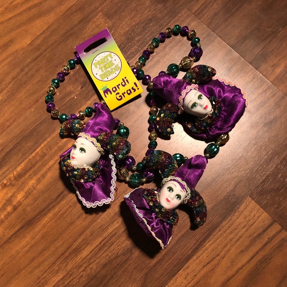 Mardi Gras necklace with porcelain heads